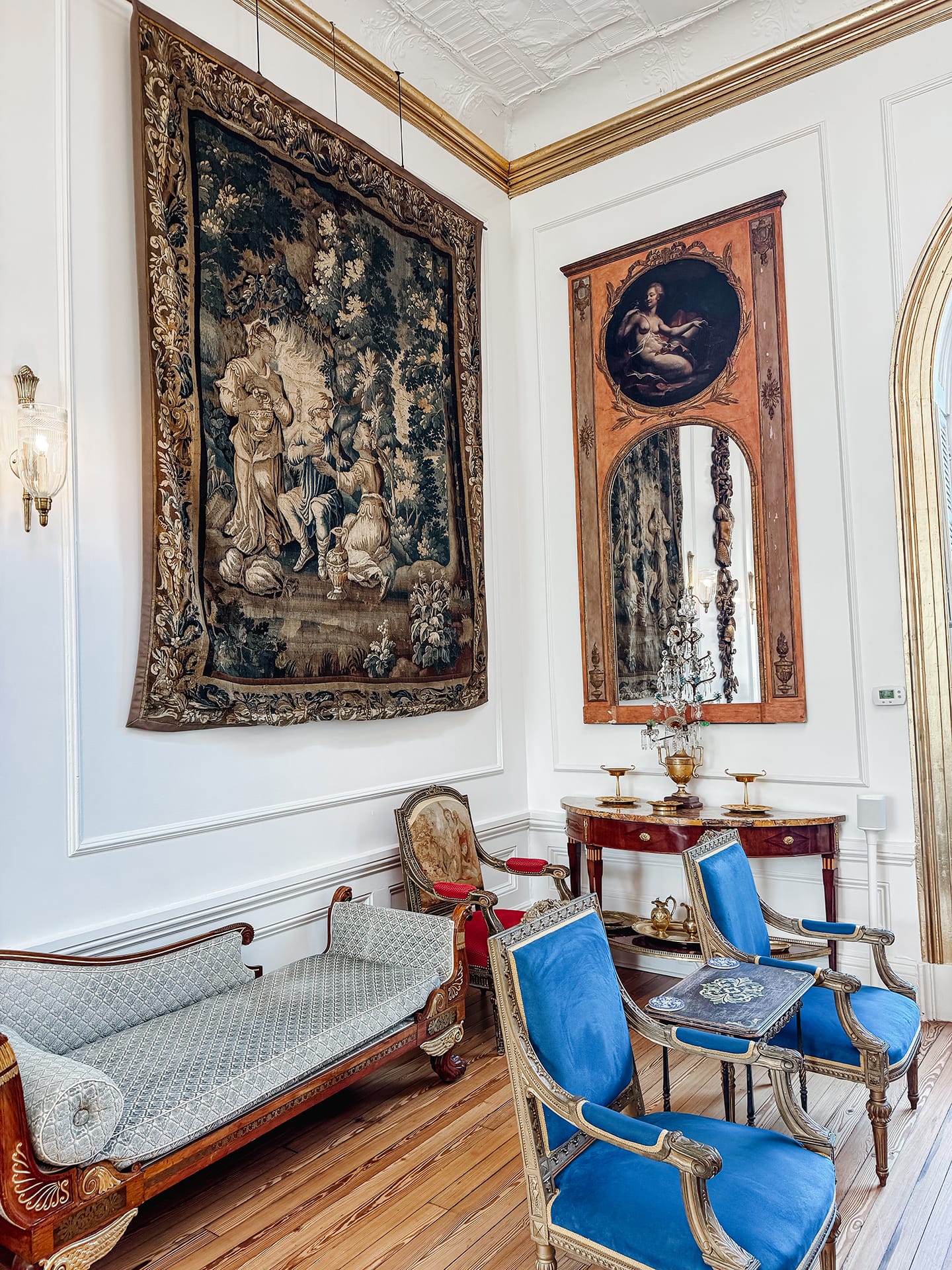 20 South Battery sitting room